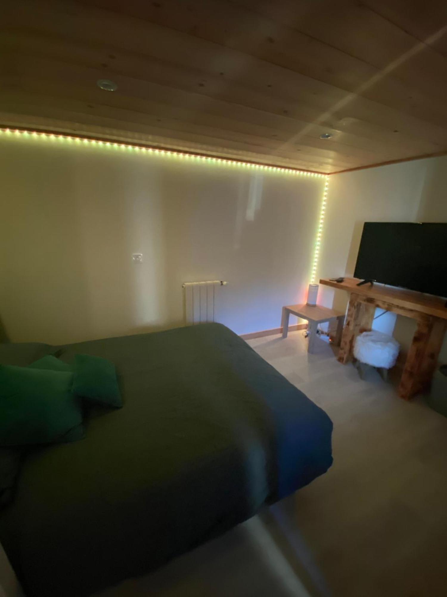 Chambre Individuelle Avec Salle D'Eau - Wc Et Parking La Plagne Esterno foto